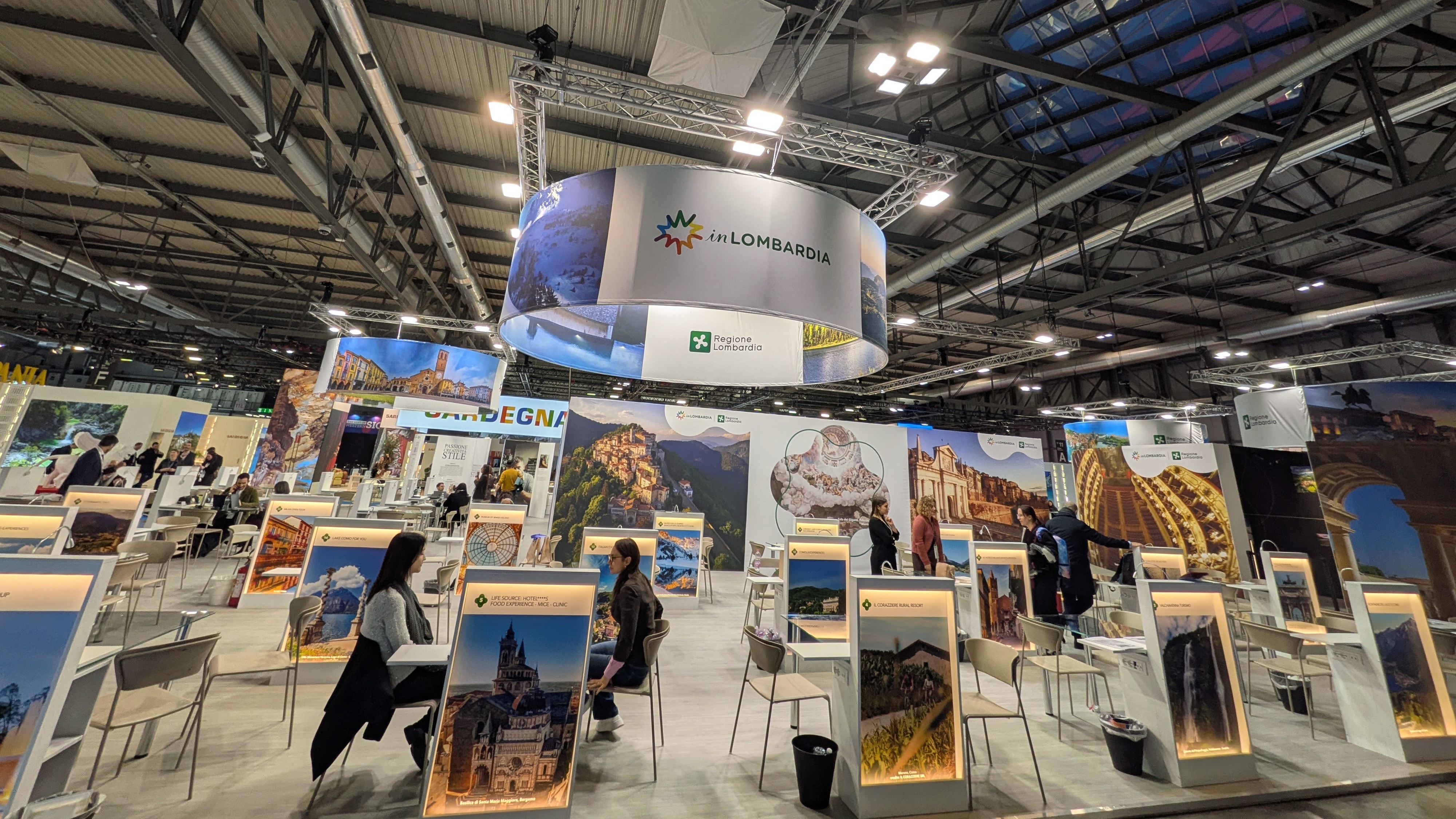 Meeting zone at BIT Milan travel exhibition built for focused buyer supplier conversations